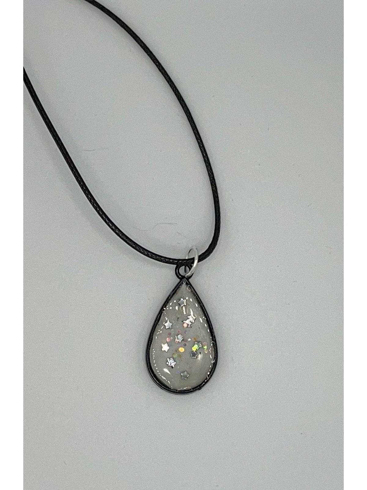 Open-Bezel Pendant - Stars