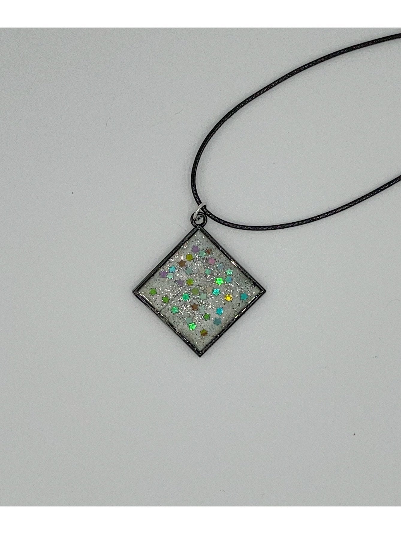 Open-Bezel Pendant - Stars